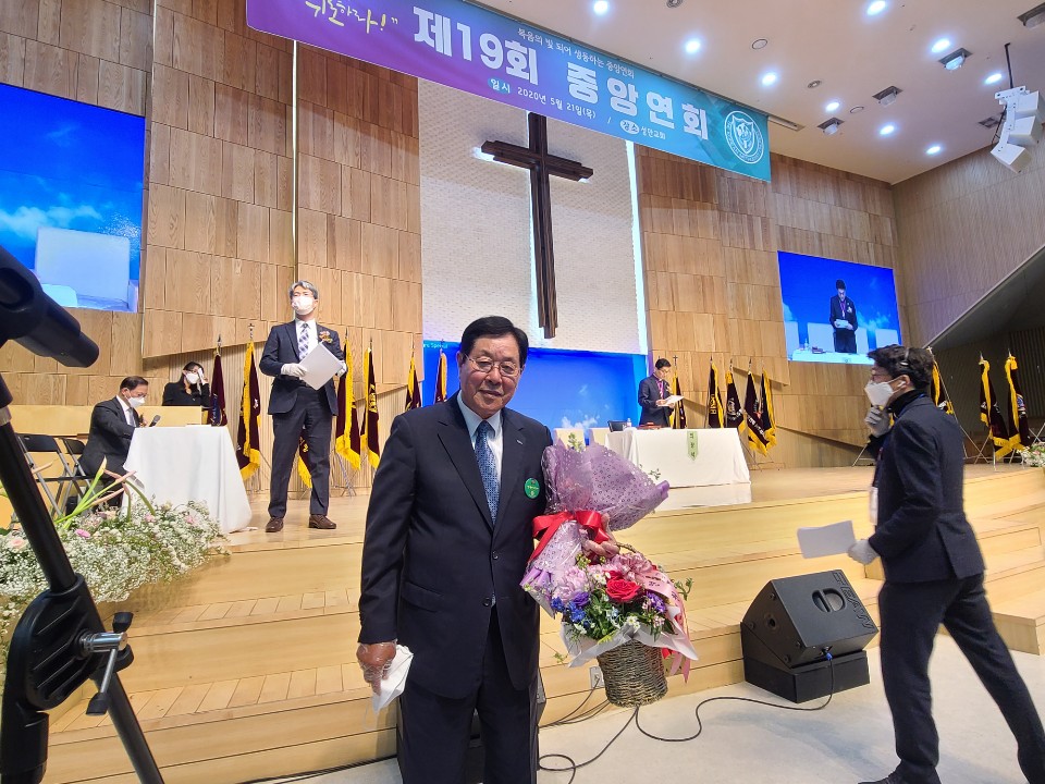 1590209938500-2.jpg